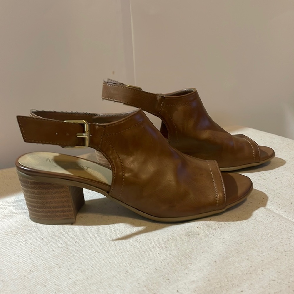Nine West leather sandals